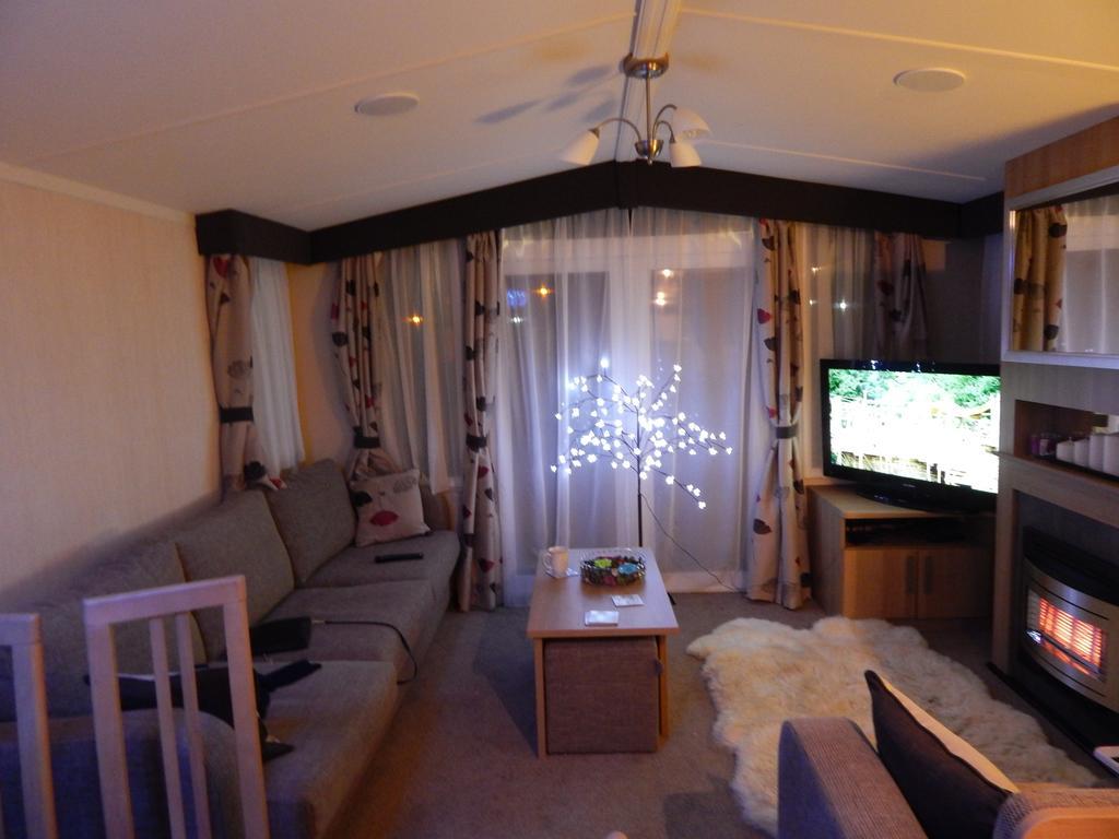 Presthaven Sands Holiday Park 3 And 2 Bed Caravans Prestatyn Room photo