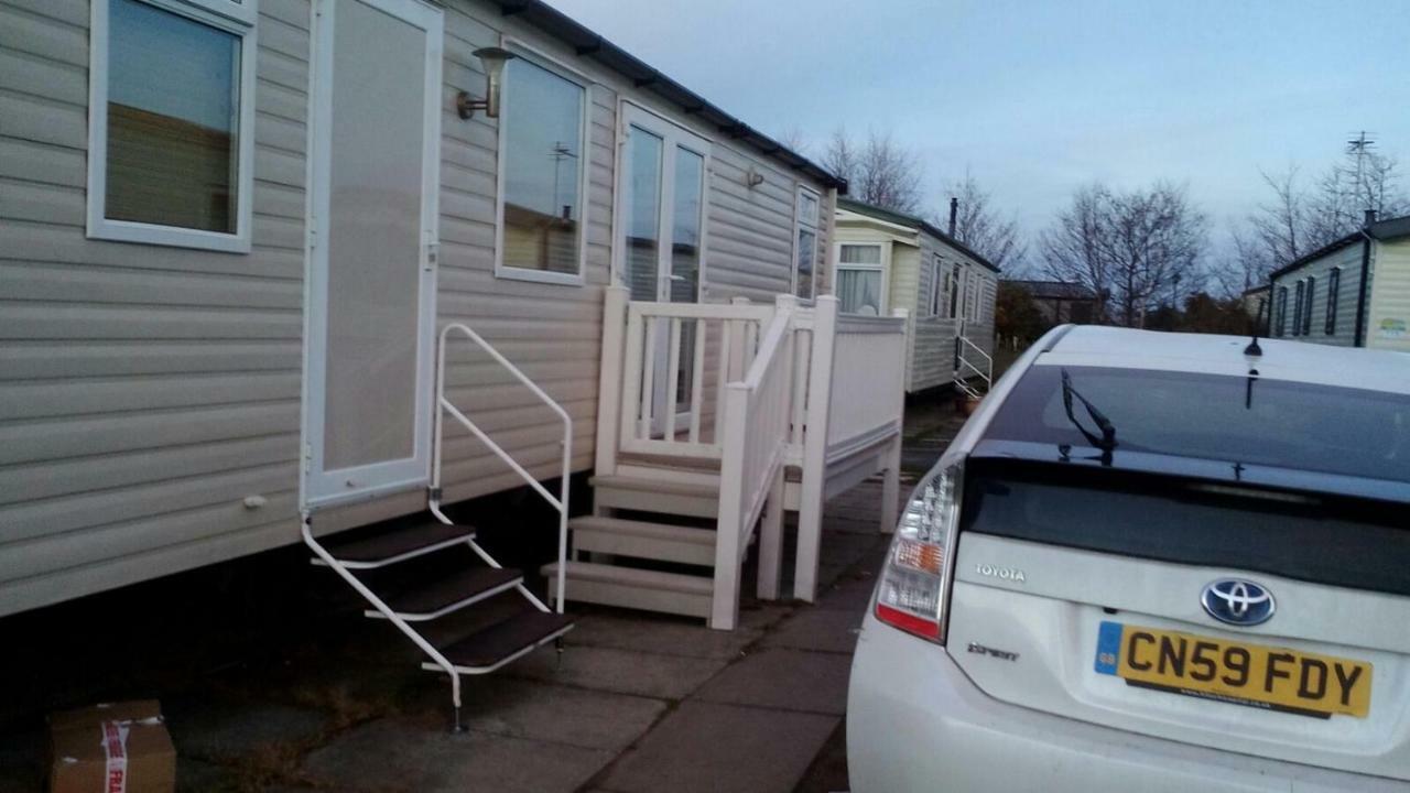 Presthaven Sands Holiday Park 3 And 2 Bed Caravans Prestatyn Exterior photo